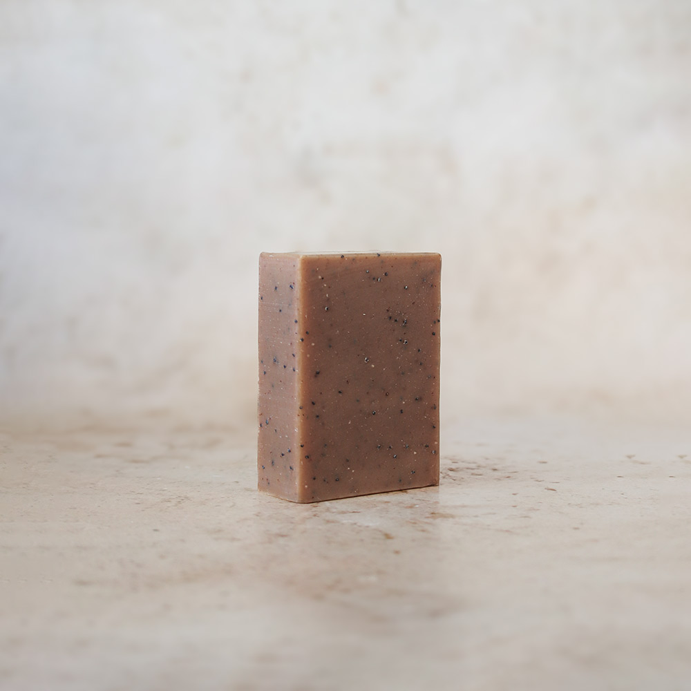 Poppy, Patchouli & Ylang Ylang Peeling Bar